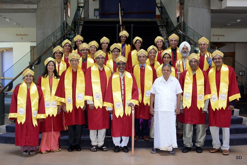 vayu-img-graduation-2022-group-photo-medium